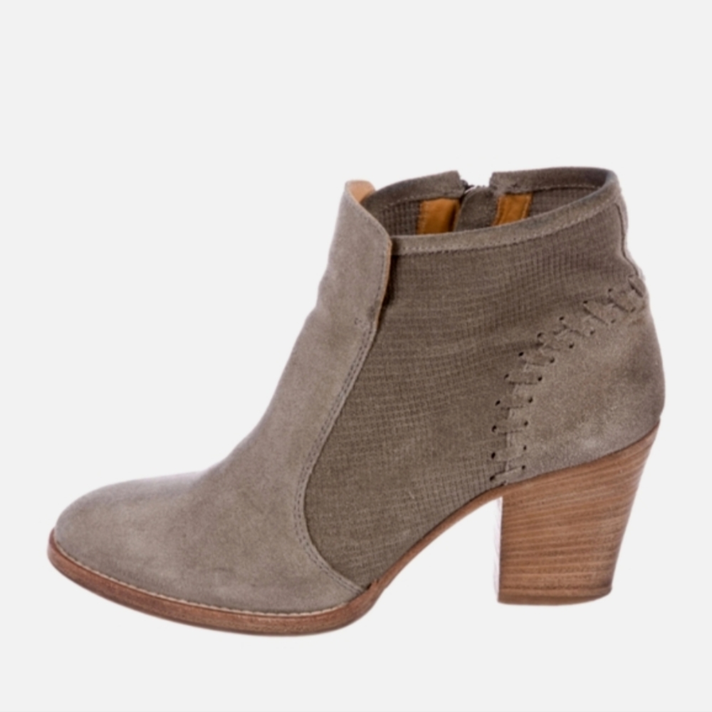 Aquatalia Fern Suede Water Resistant Grey Boot Bootie Made In Italy Size 9